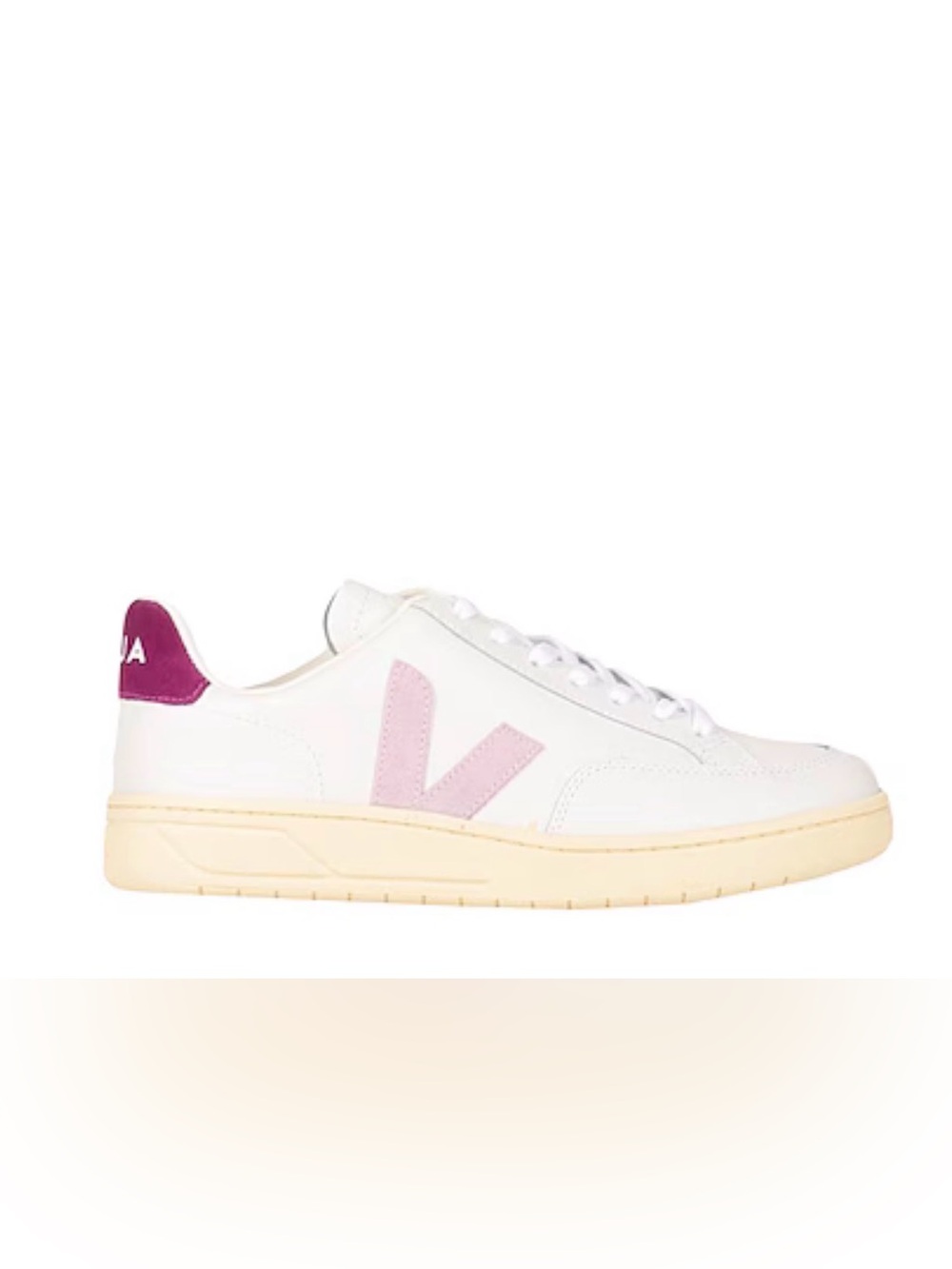 Veja Women's V12 Sneakers. Sz: 7. Great Condition!